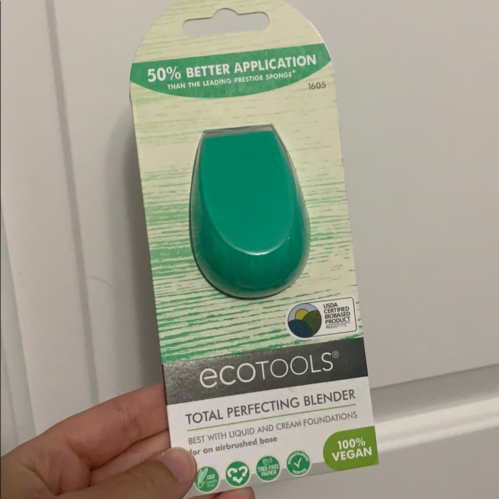 Ecotools Tone Perfecting Blender